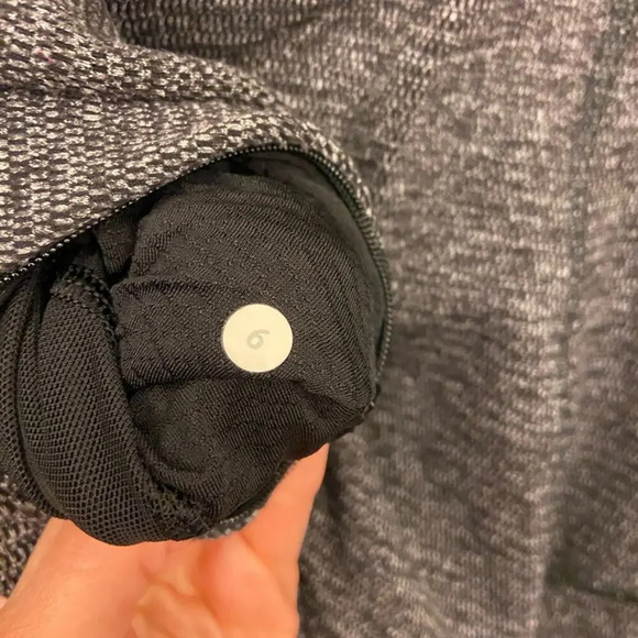Lululemon Think Fast Pullover Heathered Herringbone Black Size 6 - Picture 9 of 9